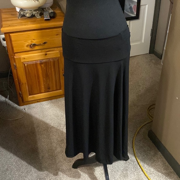 Zenana Black Skirt - Picture 2 of 4